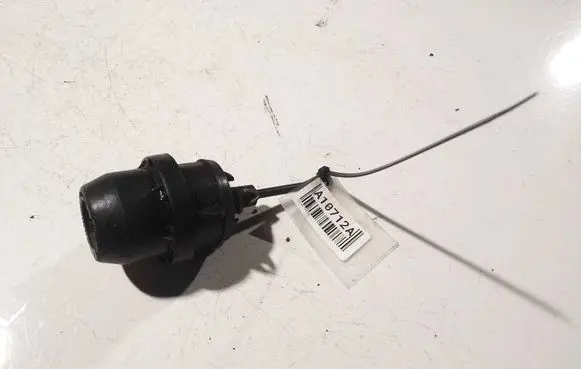 Audi 80 90 S2 B4 Valve vacuum 23835698r