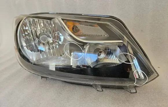 Volkswagen Caddy Headlight/headlamp 2K5941001A