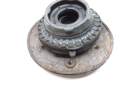 Volvo V70 Front upper strut mount 