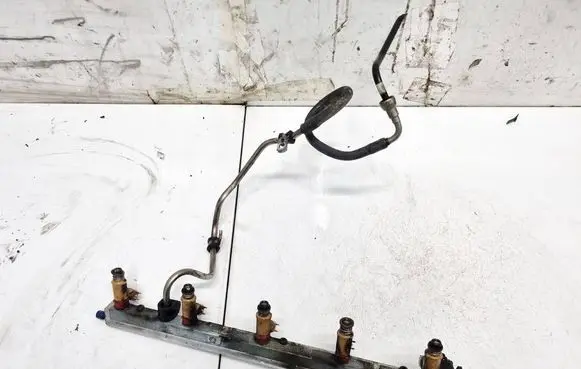 Fuel main line pipe