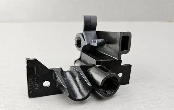 BMW 7 E38 Fog light bracket 8352816 63178352816