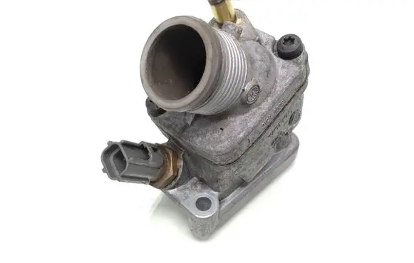 Volvo XC90 Thermostat/thermostat housing 31293698 8653103
