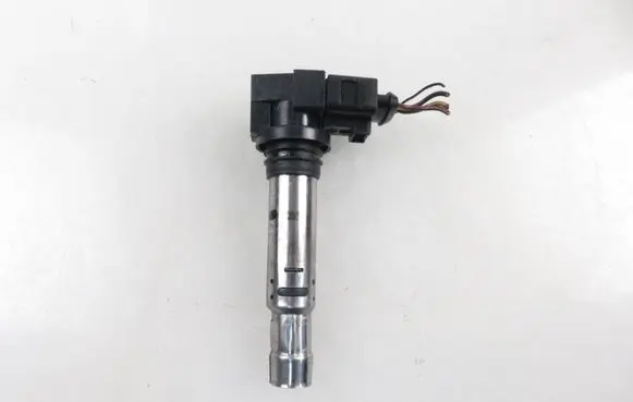 Seat Ibiza IV (6J,6P) High voltage ignition coil 040102030