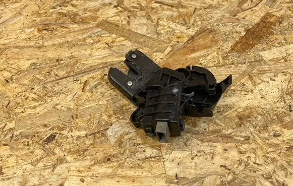 Audi A6 S6 C6 4F Tailgate/trunk/boot lock/catch/latch 4E0827505C