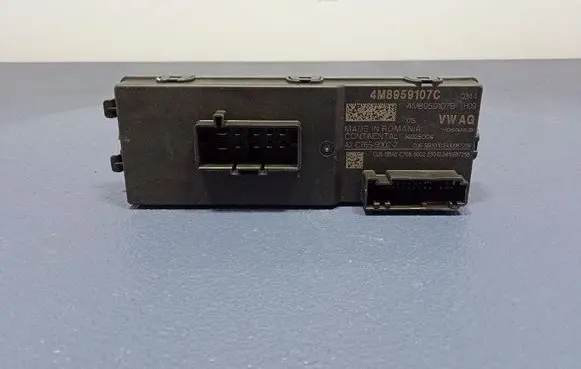 Audi Q7 4L Other control units/modules 4M8959107C
