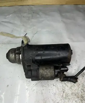 Audi A6 S6 C6 4F Starter motor 0001109258