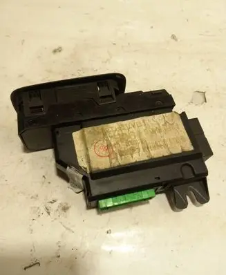 Volvo XC90 Electric window control switch 30739981