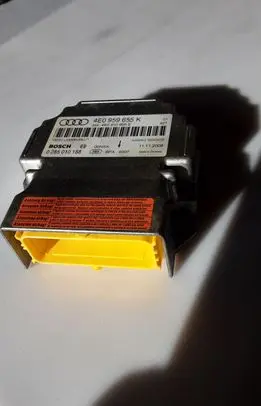 Audi A8 S8 D3 4E Airbag control unit/module 4E0959655K 4E0910655E 0285010188