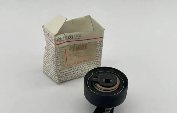 Volkswagen Polo III 6N 6N2 6NF Timing belt tensioner 030109243K