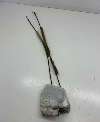 Mazda 6 Front door lock H76H78R2