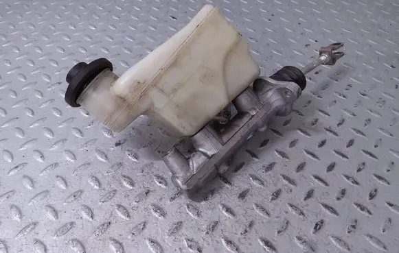 Lexus GS 300 350 430 450H Master brake cylinder 4720130770