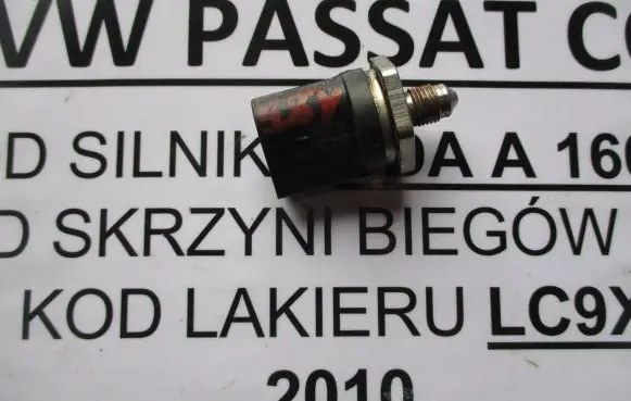 Volkswagen PASSAT CC Fuel pressure sensor 0261545035