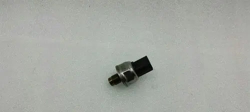 Mercedes-Benz CL C216 Fuel pressure sensor A0045425118