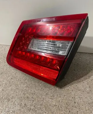 Mercedes-Benz E W212 Tailgate rear/tail lights A2129060458