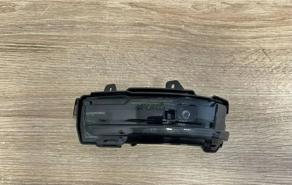 Land Rover Evoque II Mirror indicator light K8D213B382AA LR114758