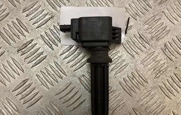 Jaguar XE High voltage ignition coil CM5E12A366BC