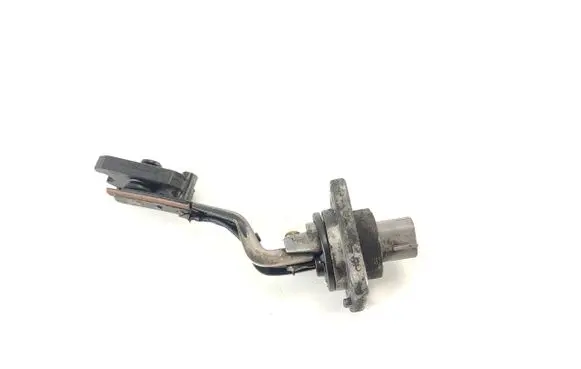 Toyota Avensis T220 Oil level sensor 
