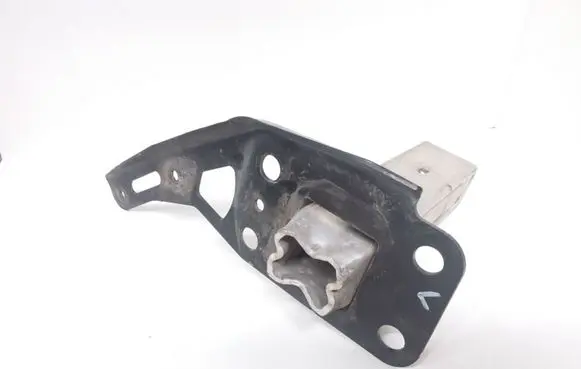 Audi A6 S6 C6 4F Radiator support slam panel bracket 4F0805499B 4F0807133