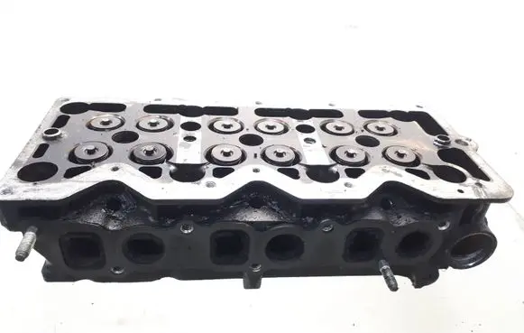 Opel Vectra C Engine head 