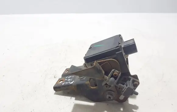 Nissan Pulsar Distronic sensor radar 284383ZL1A