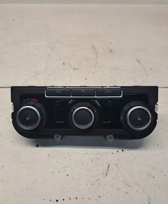 Volkswagen Golf VI Climate control unit 789843 5HB009751
