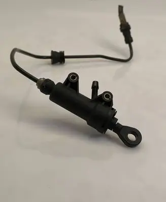 BMW 3 E46 Clutch master cylinder 215211638992