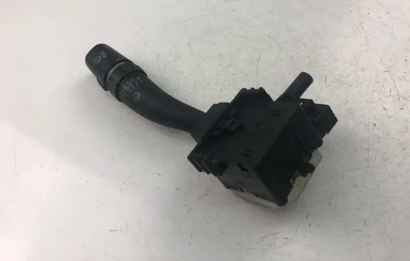 Hyundai Sonata Wiper turn signal indicator stalk/switch 934203K000
