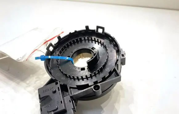 Skoda Octavia Mk2 (1Z) Airbag squib ring wiring 1K0959653