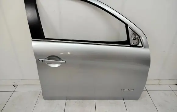Mitsubishi ASX Front door 42R33
