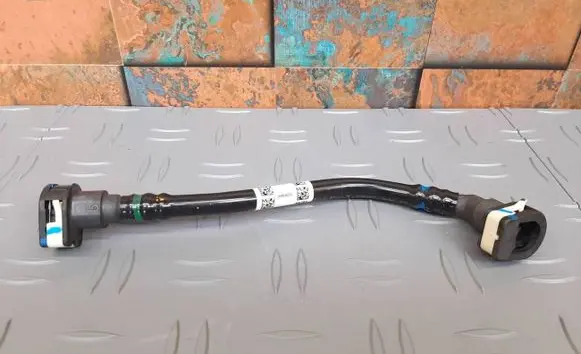 BMW X6 G06 Fuel line pipe 9896491 16129896491