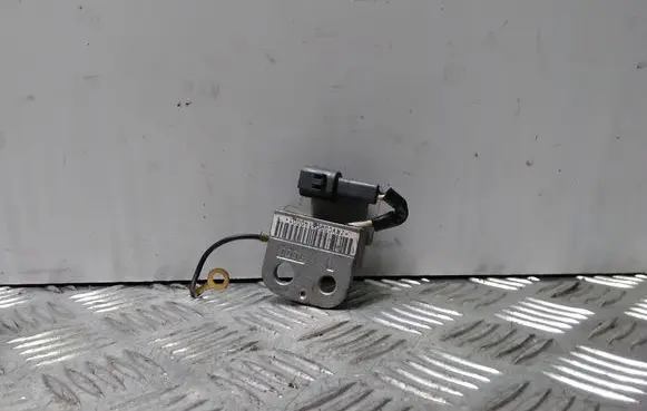 Nissan Patrol 4W60 Airbag deployment crash/impact sensor