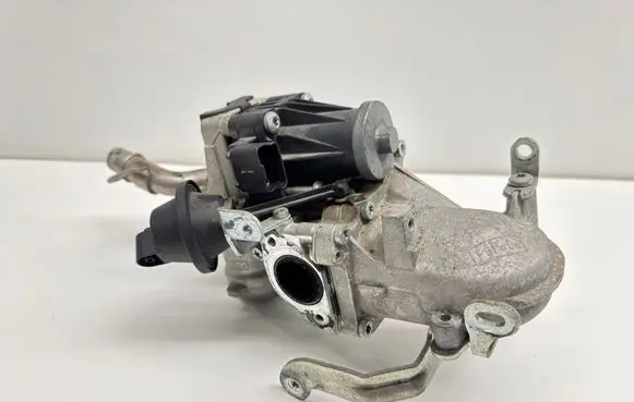 Citroen C4 II Picasso EGR valve 9802194080 1313051214 70215623