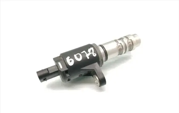Skoda Octavia Mk3 (5E) Camshaft vanos timing valve 04E906455AC