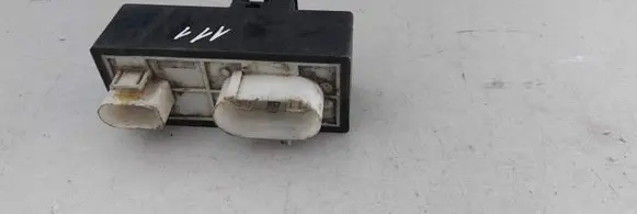 Volkswagen Golf IV Coolant fan relay 1J0919506H 898884000