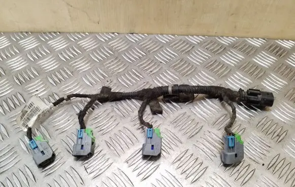 Opel Astra J Fuel injector wires 55567239