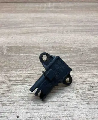 BMW 5 F10 F11 Air pressure sensor 7585492 A2C53325853