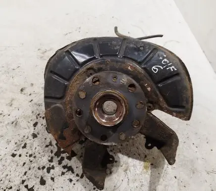 Volkswagen Golf VI Front wheel hub spindle knuckle