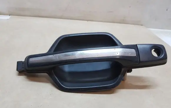 Mitsubishi Pajero Front door exterior handle MR556248