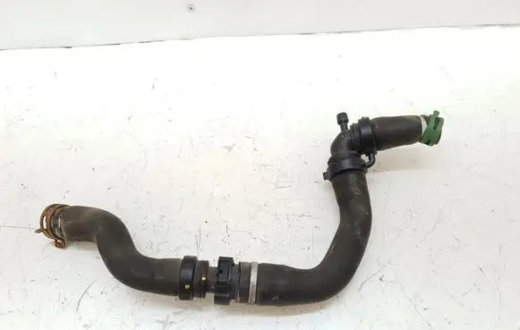 Renault Megane III Engine coolant pipe/hose 1800451915A