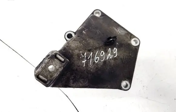 Audi A6 S6 C5 4B Engine mounting bracket 4b0199307c