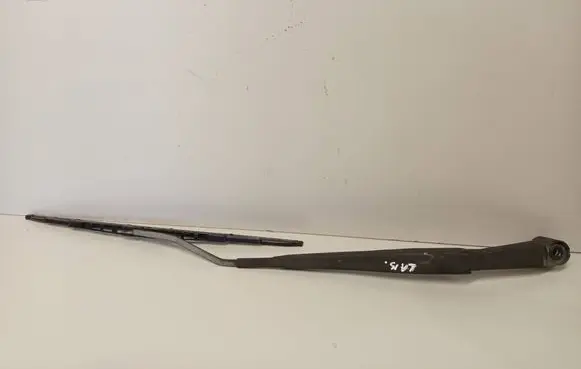 Isuzu D-Max Front wiper blade arm 