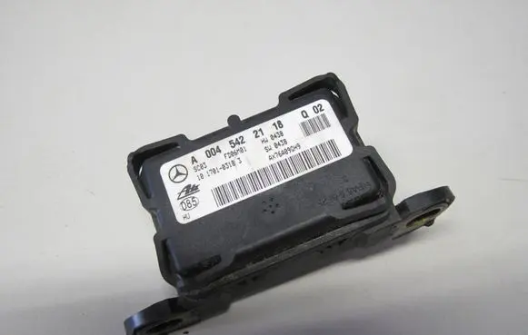 Mercedes-Benz S W221 ESP acceleration yaw rate sensor A0045422118