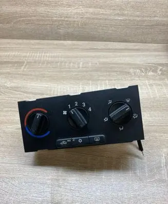Opel Zafira A Climate control unit 90673 501963