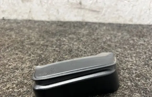 Porsche Macan (95B) Rear/tail light trim molding 95B945427F