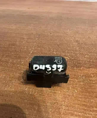 Mercedes-Benz E W210 Other switches/knobs/shifts 2108202210 D4397