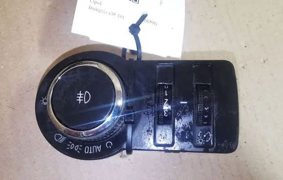 Opel Insignia A Light switch 13268396 251541