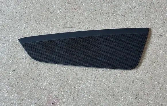Audi Q8 Dash center speaker trim cover 4M8857367