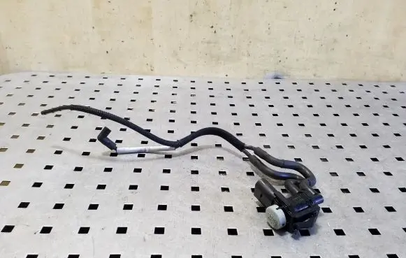 Porsche Cayenne (92A) Vacuum valve 1K0906283A