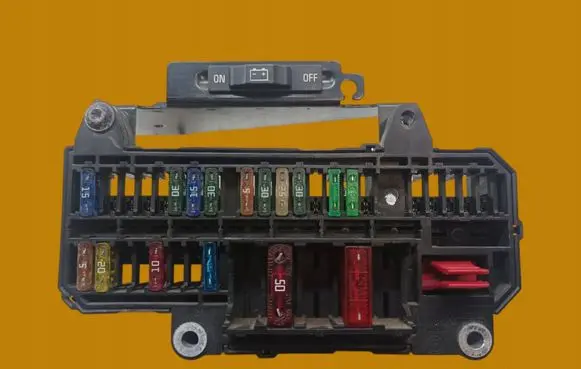 BMW 7 E65 E66 Fuse box set 6900583