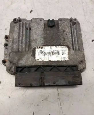 Opel Zafira B Engine control unit/module 55189927